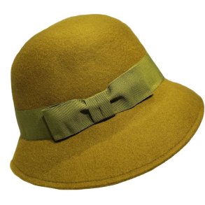 Charleston klokkehat til  damer i filtet uld.
