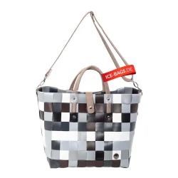 Taske af genbrugsplast med skulderrem fra Witzgall - ideel til indk�b, skovtur, badet�j m.m.