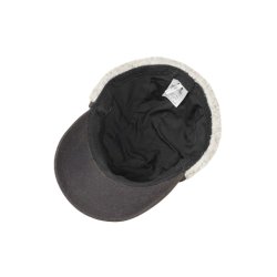 MJM cap med oilskinslook og udvendig reklapper